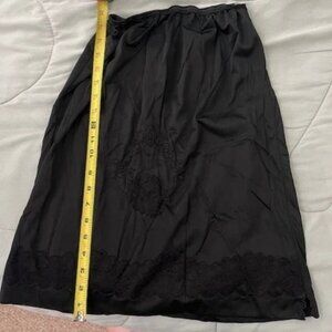 Vintage 1960s Womens Black Lace Skirt Half Slip Size Med/L
